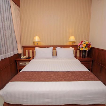 Sapta Nawa Resort 1 Gresik Ngoại thất bức ảnh