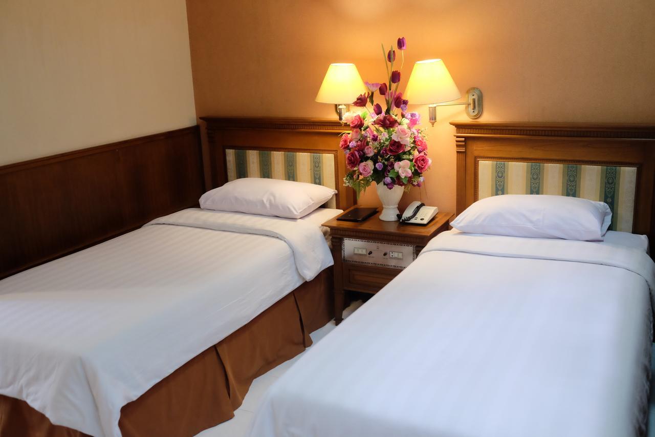 Sapta Nawa Resort 1 Gresik Ngoại thất bức ảnh