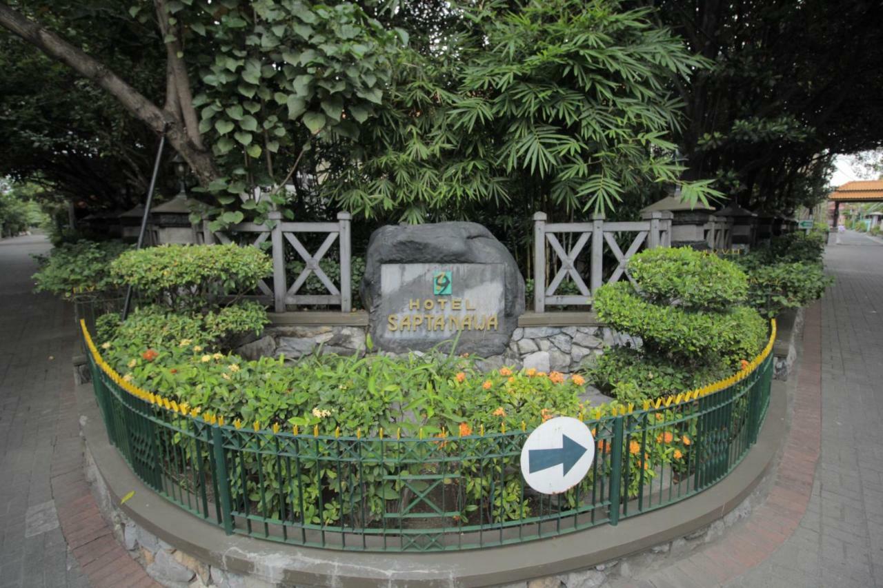 Sapta Nawa Resort 1 Gresik Ngoại thất bức ảnh